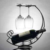 Suporte criativo para vinho em metal
