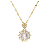 Lindo colar com pingente de cristal