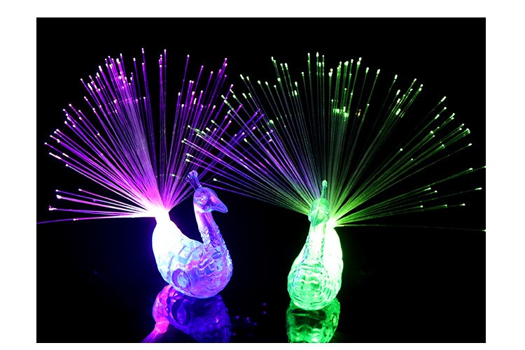 Pavão Luminoso em Led para decoração que brilham no escuro