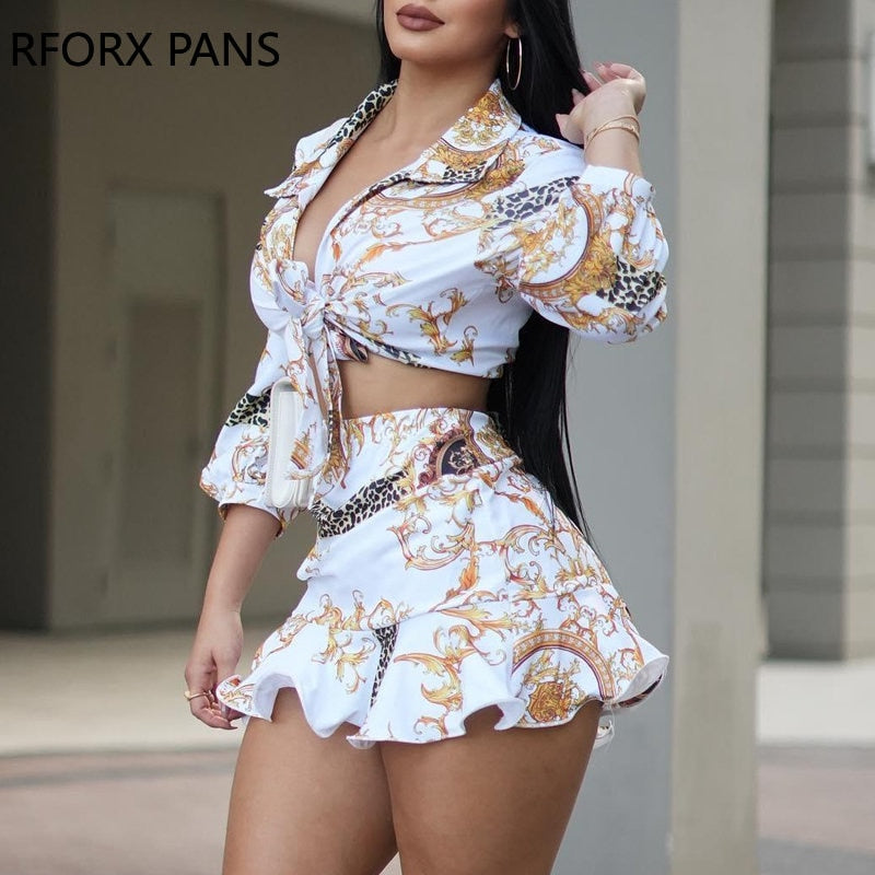 Lindo conjunto top curto manga longa com saia sexy