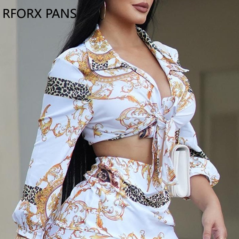Lindo conjunto top curto manga longa com saia sexy
