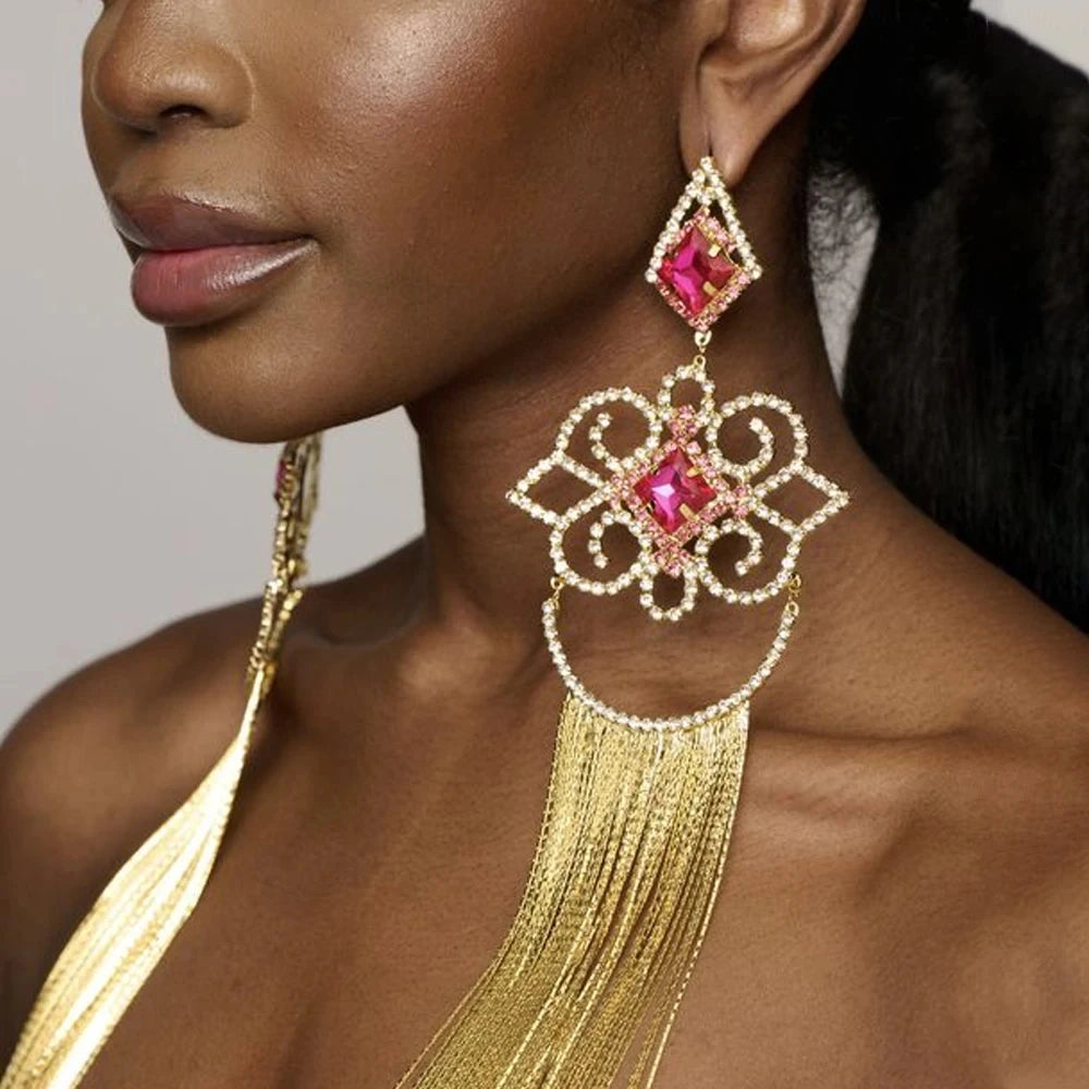Recém Lançado no Brasil - Brincos Longos com Franjas: Elegância e Estilo