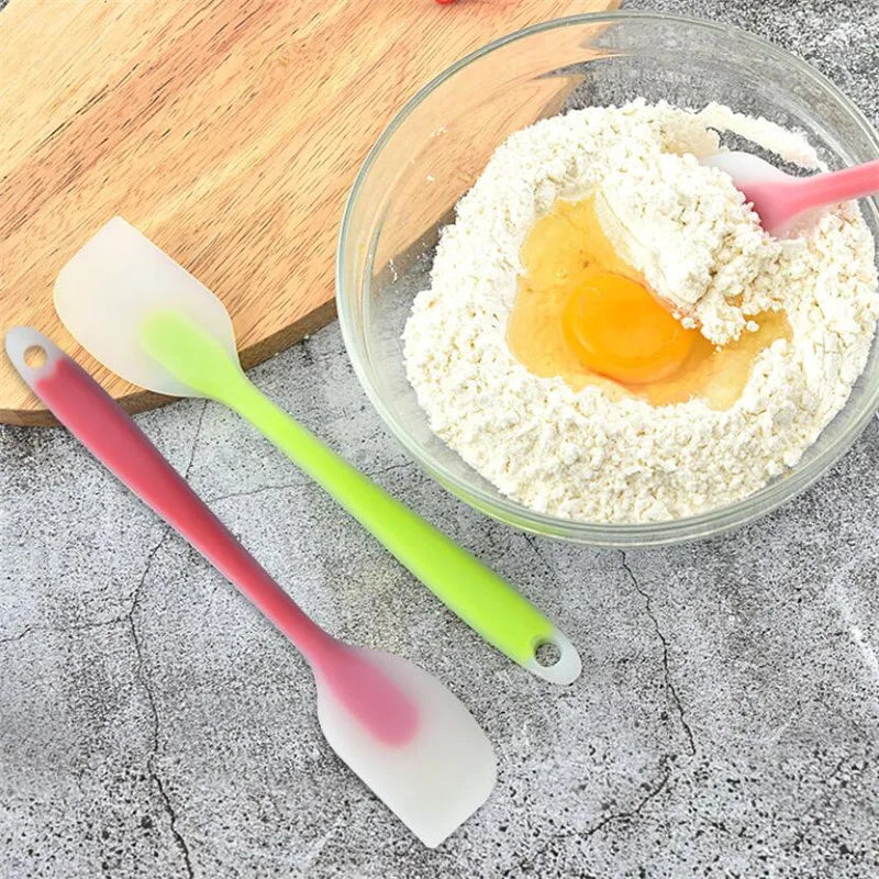 Compre UMA e LEVE 3 Nova Espátula de silicone com tecnologia FlexiEdge
