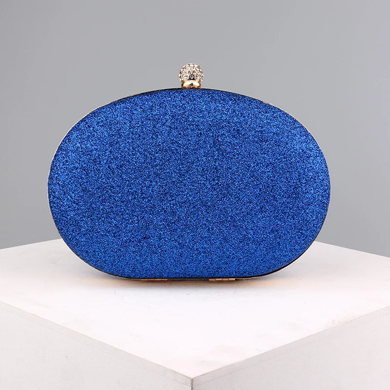 Clutch Luxuosa de Diamante 2024 – Elegância e Sofisticação à Sua Alcance!