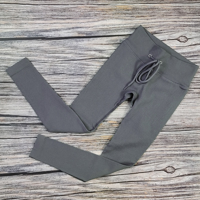 Leggings fitness com nervuras