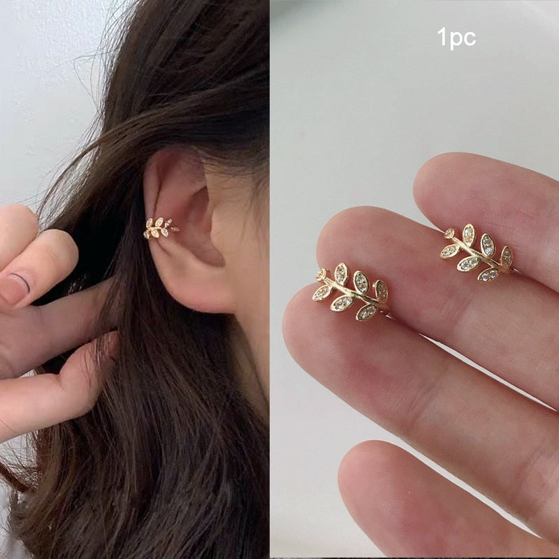 Brincos dourado para cartilagem da orelha