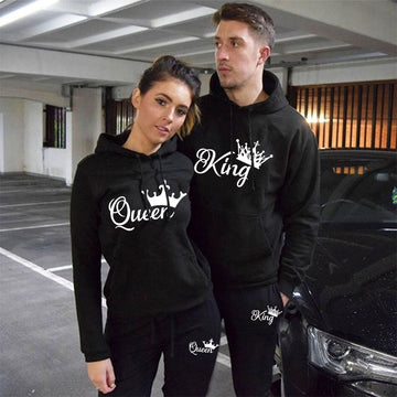 Conjunto esportivo com capuz estampada em duas peças unissex.